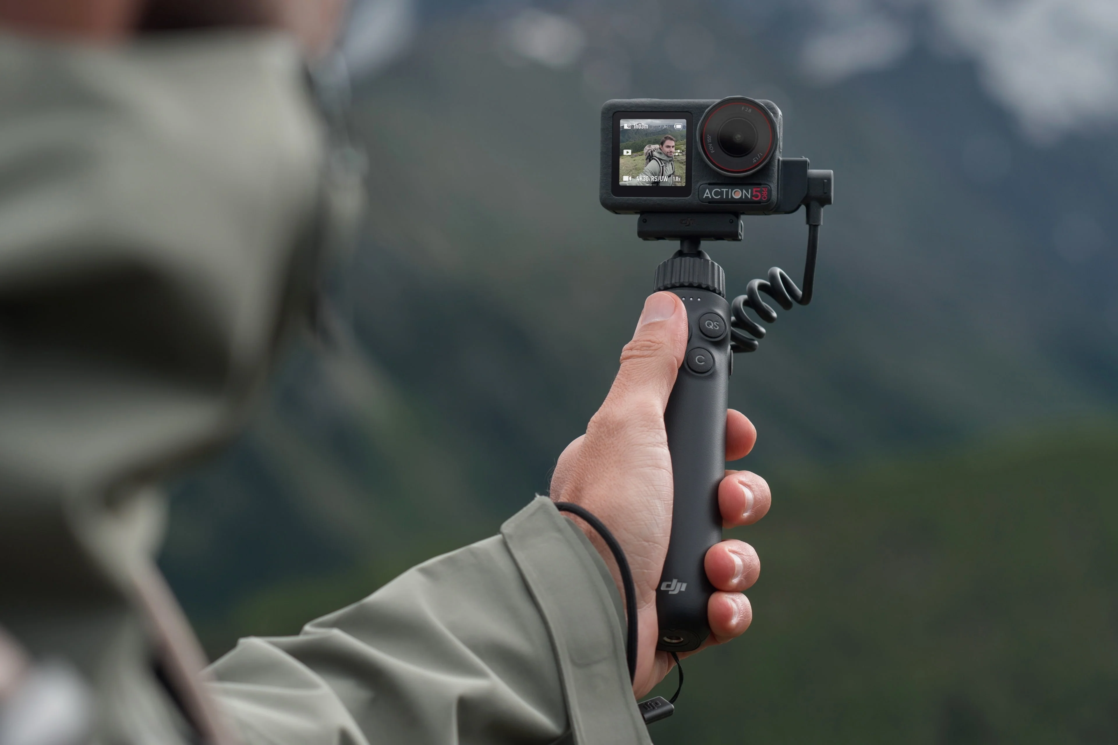 DJI Osmo Action Multifunctional Charging Handle - Image 2